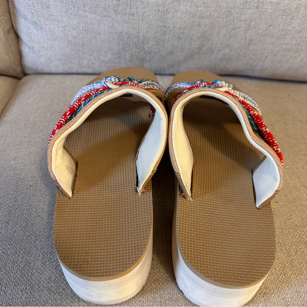 Teva Indio Carabiner Slide Rope Platform Sandals Stretchy tan, red, white, blue - Picture 8 of 11